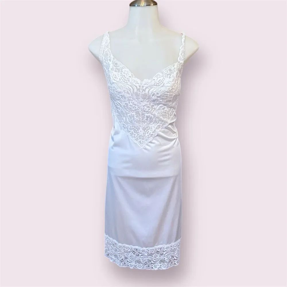 VANITY FAIR Vintage White Lace Chemise Slip Dress